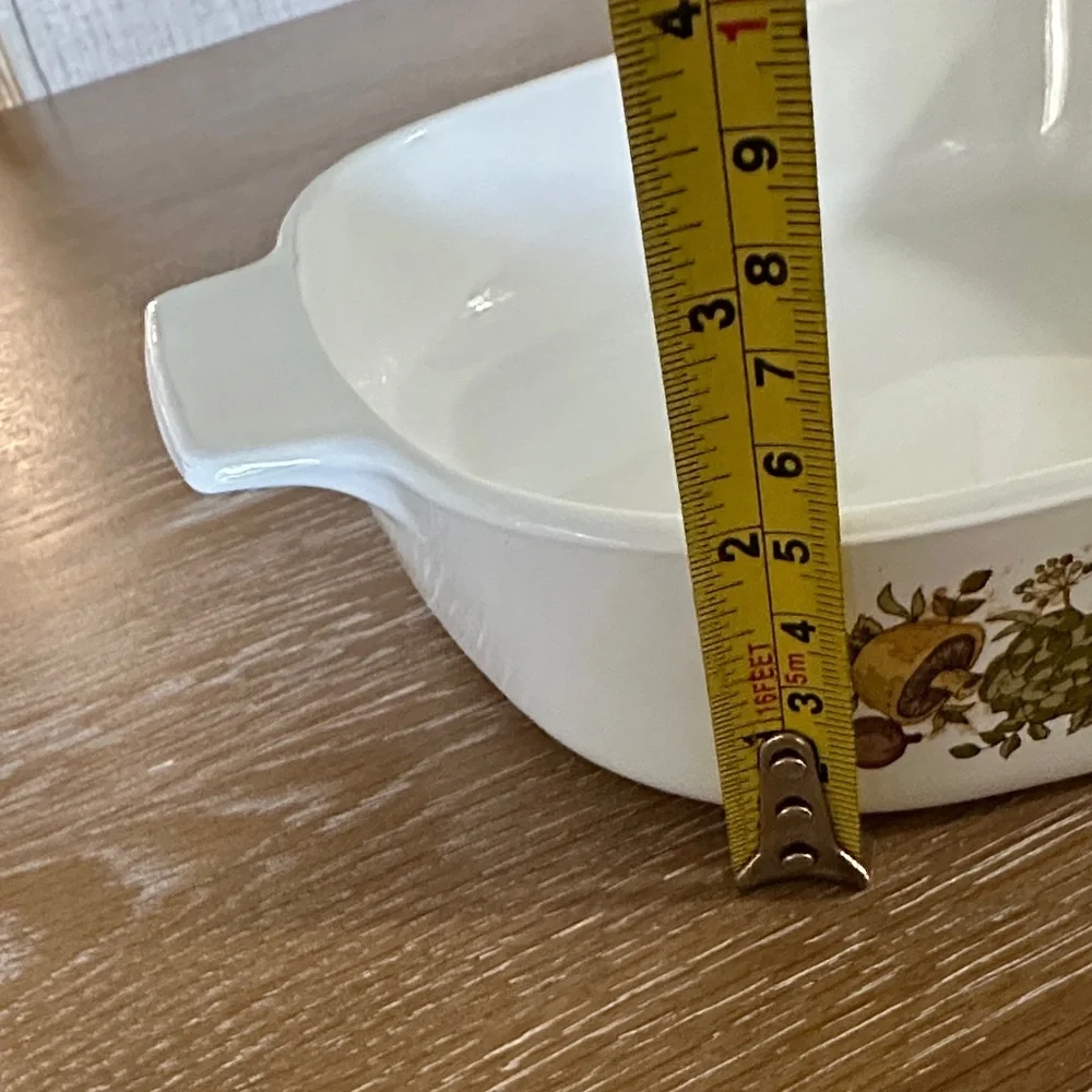 Corningware L’Echalote A-8-B Casserole Dish with Lid